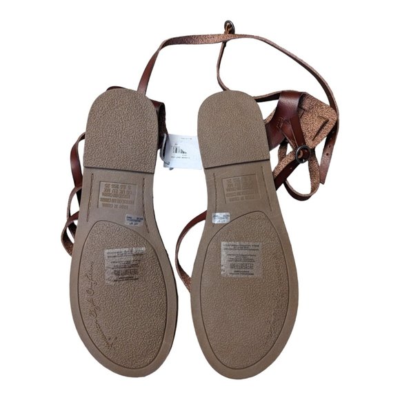 American Eagle Strappy brown leather Sandals Womens Size 8 NEW - Picture 2 of 4
